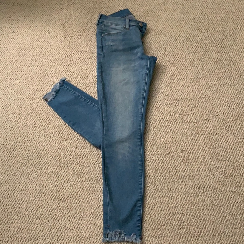Women’s PacSun super stretch ankle jegging size 23